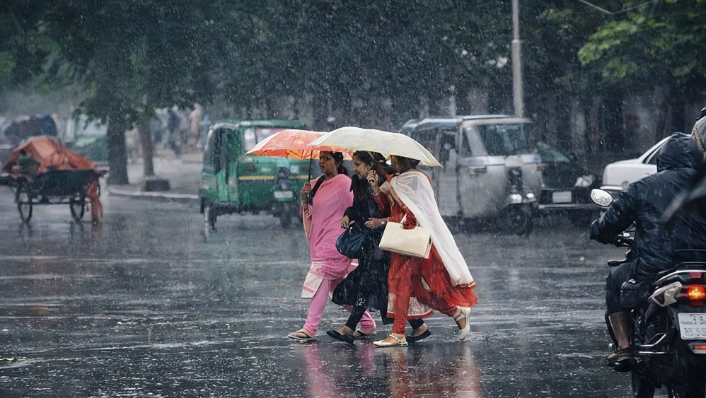 ২০০ থেকে ৫০০ মিলিমিটার বৃষ্টির শঙ্কা : ঝুঁকিপূর্ণ তালিকায় আছে যেসব এলাকা 