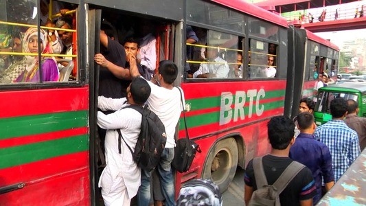 কিলোমিটারে ২০ পয়সা বাড়তে পারে বাসভাড়া